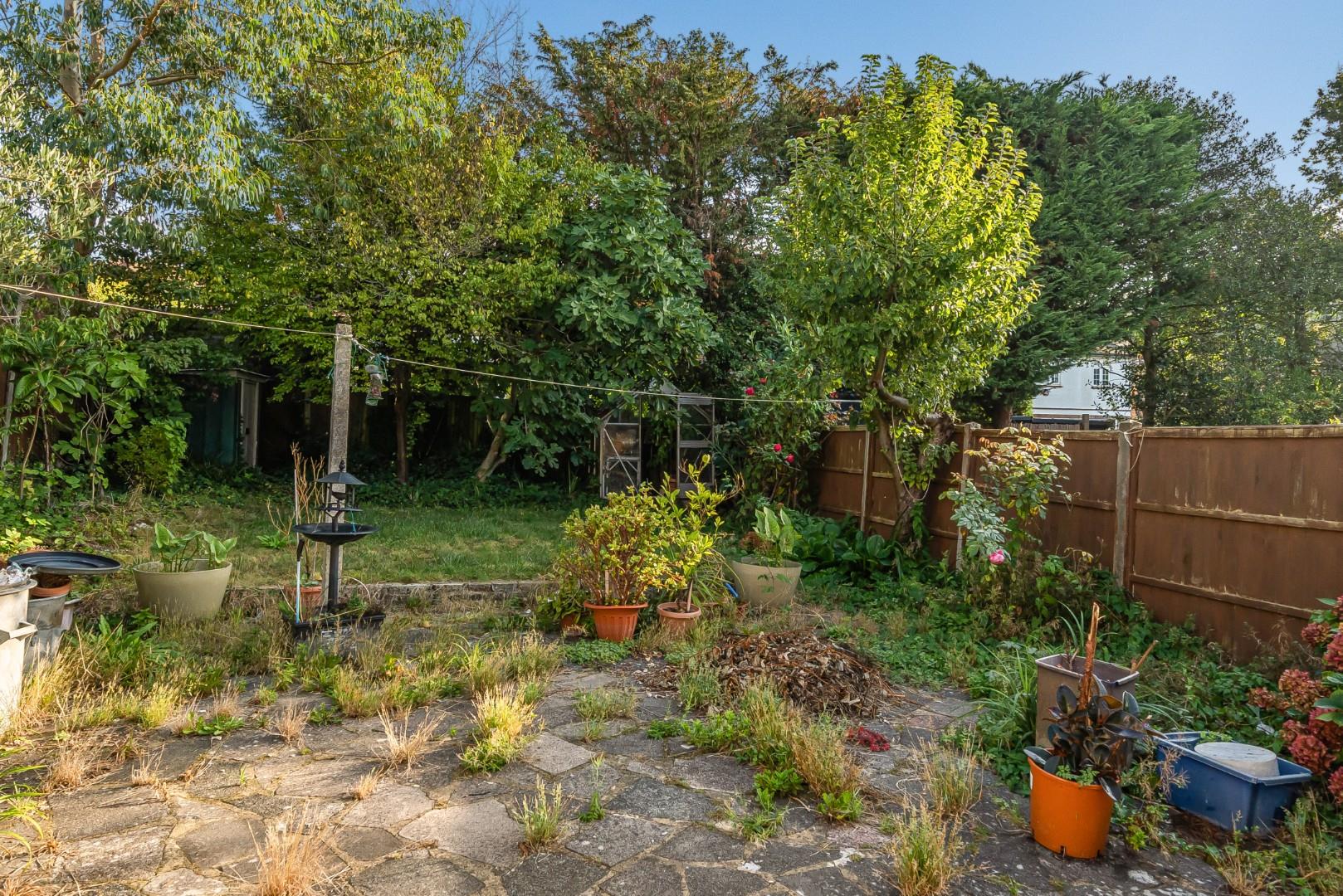 Sunnyfield, London